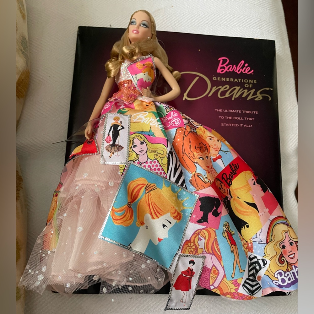 Collector 50th anniversary Barbie